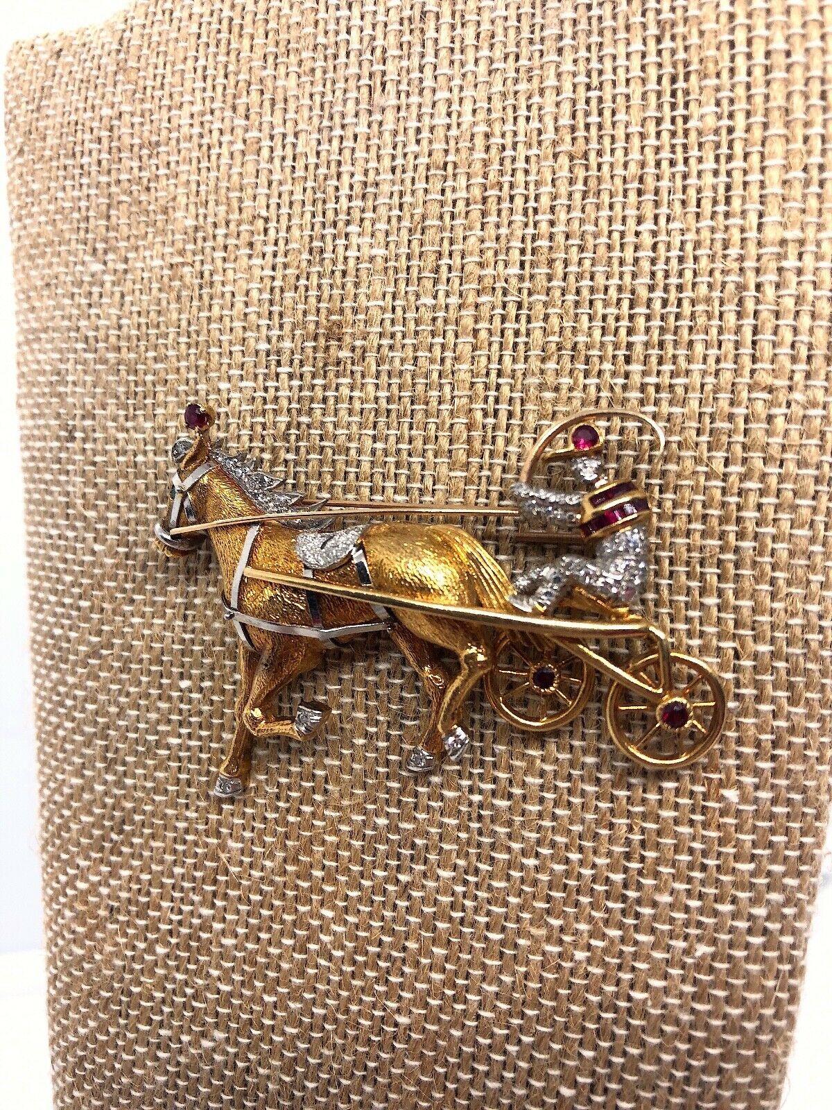 Vintage 18K Yellow Gold & Platinum Diamonds,Rubies & Emerald Brooch